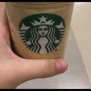 Meet your Posher, Isabelle